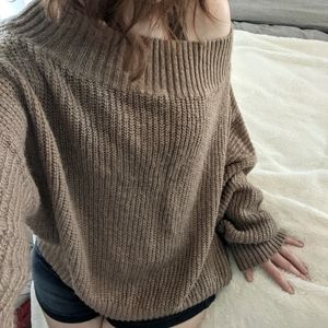 Exlura Off-the-Shoulder Sweater